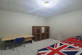 OYO 93319 MUMU HOMESTAYNearCarnival Park Surabaya