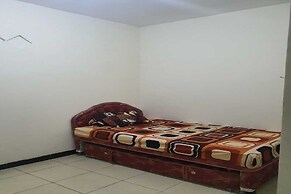 OYO 93319 MUMU HOMESTAYNearCarnival Park Surabaya