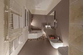 METEORON Luxury Rooms