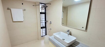 Luxurious 3-bhk Highly Secured & Close to Airport