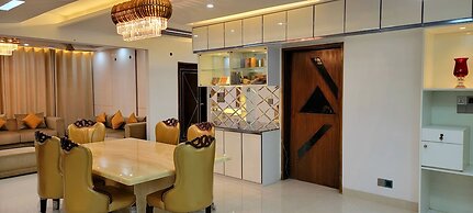 Luxurious 3-bhk Highly Secured & Close to Airport