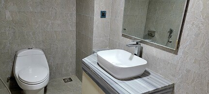 Luxurious 3-bhk Highly Secured & Close to Airport