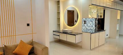 Luxurious 3-bhk Highly Secured & Close to Airport
