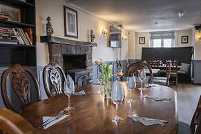 Cromwell Arms