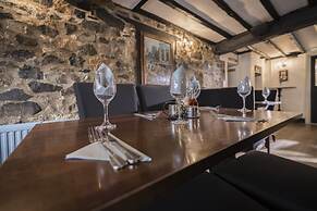 Cromwell Arms