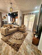 Enchanted Parkland Hills Stays