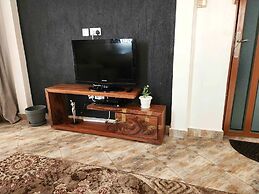 Enchanted Parkland Hills Stays