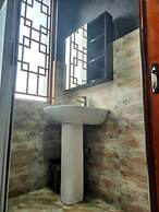 Enchanted Parkland Hills Stays