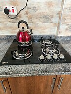 Enchanted Parkland Hills Stays