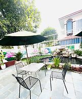 Sen Hong Apartment & Beer Garden