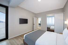 STEPS Batumi  Hotel & Suites