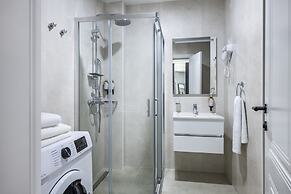 STEPS Batumi  Hotel & Suites