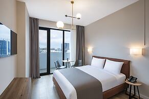 STEPS Batumi  Hotel & Suites