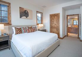 Beaver Creek Landing A406 3 Bedroom Condo by RedAwning