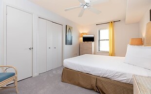 Phoenix Iii 3051 3 Bedroom Condo by Redawning