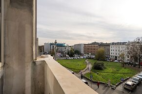 Studio centrum Poznań by Renters