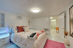 1 Mi to Downtown: Salem Vacation Rental!