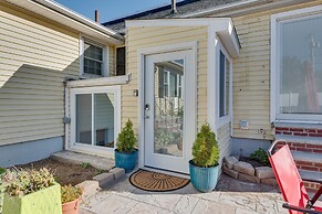 1 Mi to Downtown: Salem Vacation Rental!