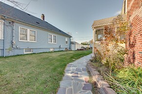 1 Mi to Downtown: Salem Vacation Rental!