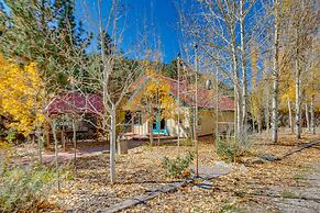 Riverside Retreat w/ Screened Porch: 6 Mi to Taos!