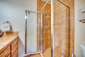 6 Mi to Winter Park Resort: Townhome w/ Hot Tub!