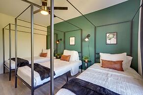 Luxury Goodyear Home w/ Private Pool + Pickleball!