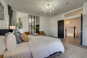 Luxury Goodyear Home w/ Private Pool + Pickleball!