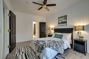 Luxury Goodyear Home w/ Private Pool + Pickleball!