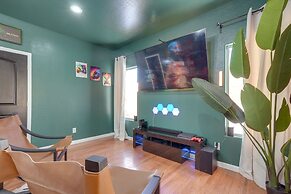 Luxury Goodyear Home w/ Private Pool + Pickleball!