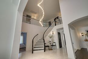 Luxury Goodyear Home w/ Private Pool + Pickleball!