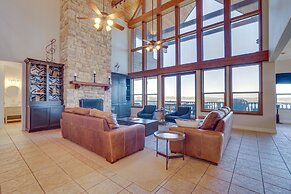 Scenic Canyon Lake Vacation Home Near Boat Ramp!