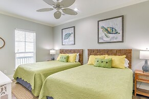 Oceanfront Crystal Beach Vacation Home w/ Deck!