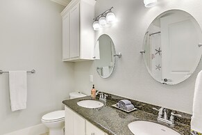 Oceanfront Crystal Beach Vacation Home w/ Deck!