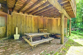 Ski & Golf: Cozy North Conway Mountain Cabin!