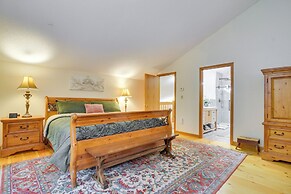 Ski & Golf: Cozy North Conway Mountain Cabin!