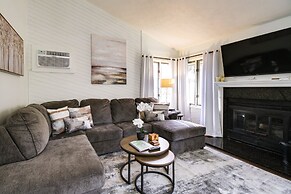 Wintergreen Ski Resort Condo w/ Golf Access!