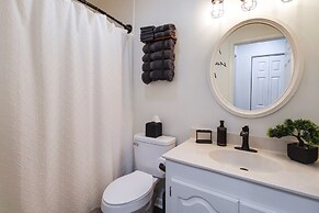 Wintergreen Ski Resort Condo w/ Golf Access!