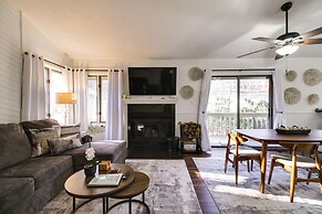 Wintergreen Ski Resort Condo w/ Golf Access!