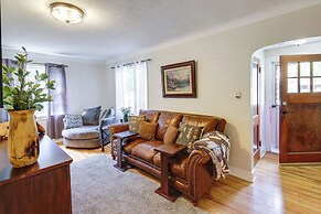 Charming Hamilton Hideaway: Half-mi to Main St!