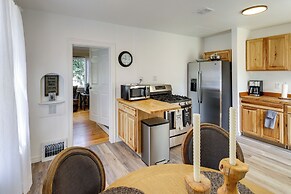 Charming Hamilton Hideaway: Half-mi to Main St!