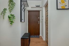 Modern Apartment in Krakow by Renters