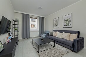 Modern Apartment in Krakow by Renters