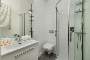 Modern Apartment in Krakow by Renters