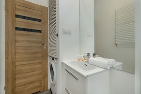 Modern Apartment in Krakow by Renters