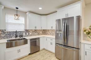 Dog-friendly Home in The Woodlands w/ Fenced Yard!