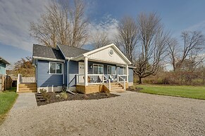 Cozy Algonac Home w/ Grill: Walk to St Clair River