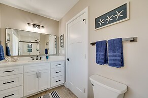 Cozy Algonac Home w/ Grill: Walk to St Clair River