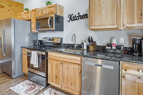 Serene Logan Retreat w/ Private Hot Tub & Fire Pit