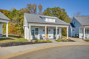 Lake Access & Boat Slip: Greenwood Cottage!