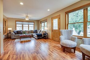 Family-friendly Home in Pepin: Walk to Main St!